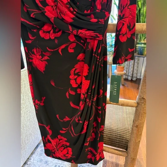NWT Lauren Ralph Lauren Black and Red Floral Dress - Picture 6 of 8